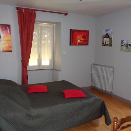 Au Pied Du Cognelot Bed & Breakfast Chalindrey Dış mekan fotoğraf
