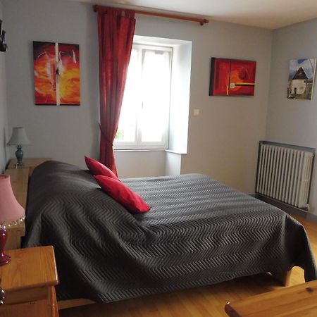 Au Pied Du Cognelot Bed & Breakfast Chalindrey Dış mekan fotoğraf